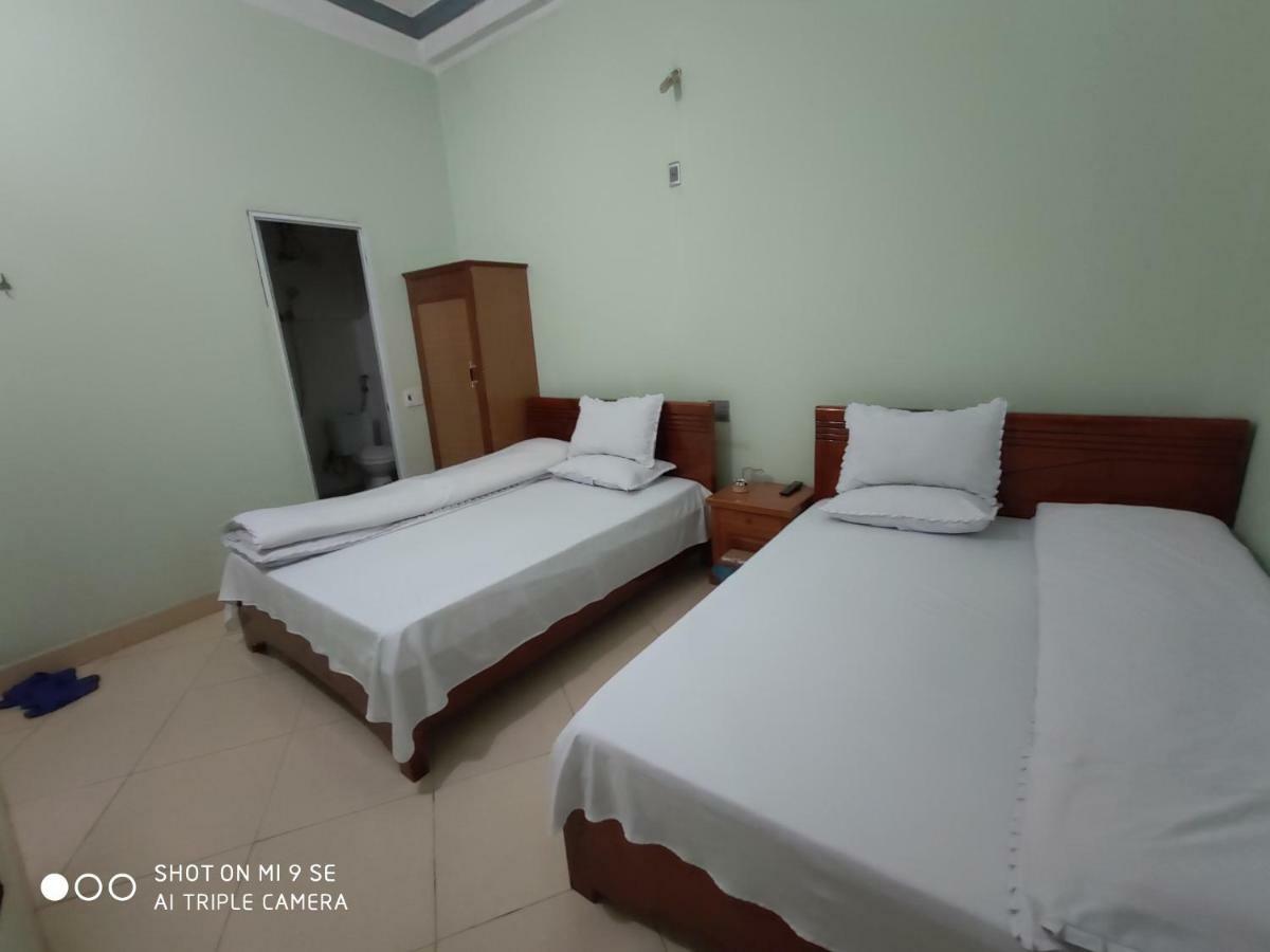 Lang Xao Vang Ly Hoan Guesthouse מראה חיצוני תמונה