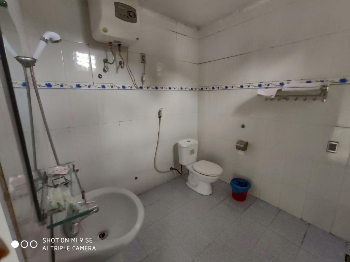 Lang Xao Vang Ly Hoan Guesthouse מראה חיצוני תמונה