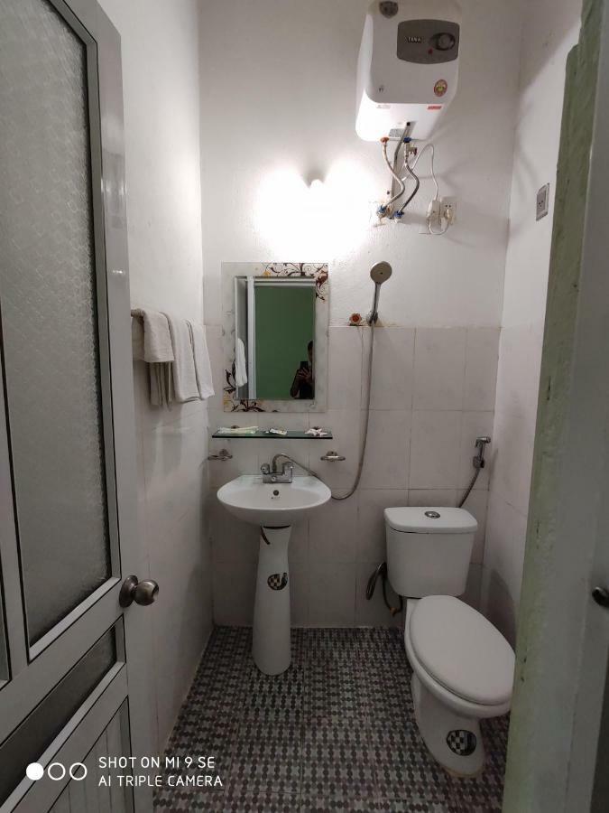Lang Xao Vang Ly Hoan Guesthouse מראה חיצוני תמונה